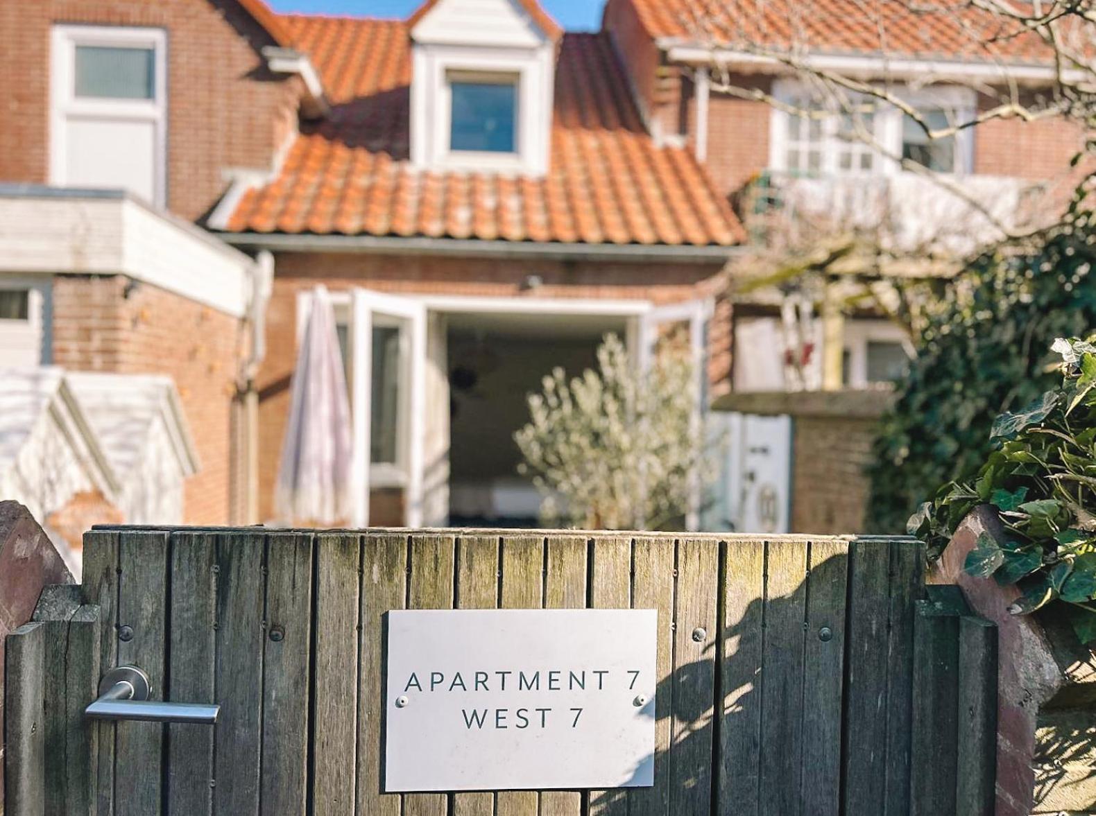 잔드보르트 West 7 아파트 객실 사진